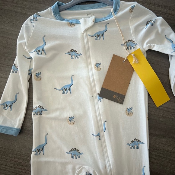 Kyte Baby Zippered Footie | Jurassic - Picture 3 of 6